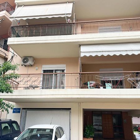 Clio City Apartment Ioannina Bagian luar foto