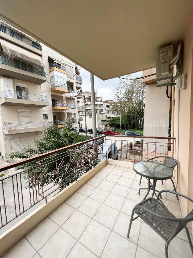 Clio City Apartment Ioannina Bagian luar foto